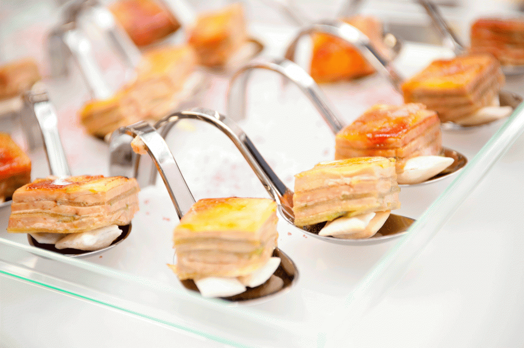 Milhojas de foie, una de las tapas del catálogo de Makro. Fotos: Jorge Panizo