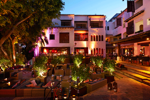 La Plaza Village del hotel Puente Romano