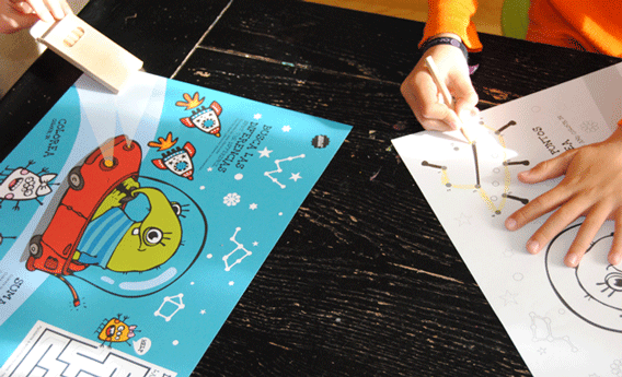 Comenino ha ideado unas hojas de actividades para entretener a los niños en los establecimientos hosteleros