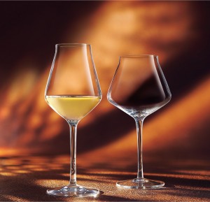Reveal Up, nueva copa "oficial" de Aponiente, diseñada para potenciar los aromas del vino