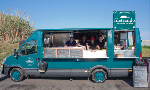 El food truck vintage del restaurante barcelonés El Filete Ruso