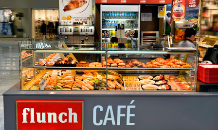 Un Flunch Café en formato kiosco, en un centro comercial