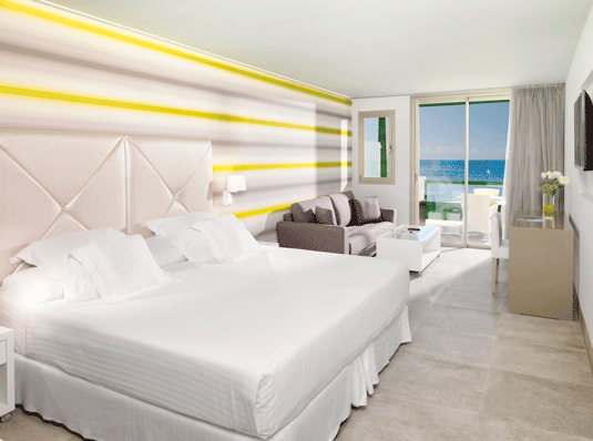 La moderna B-Room del Barceló Teguise Beach