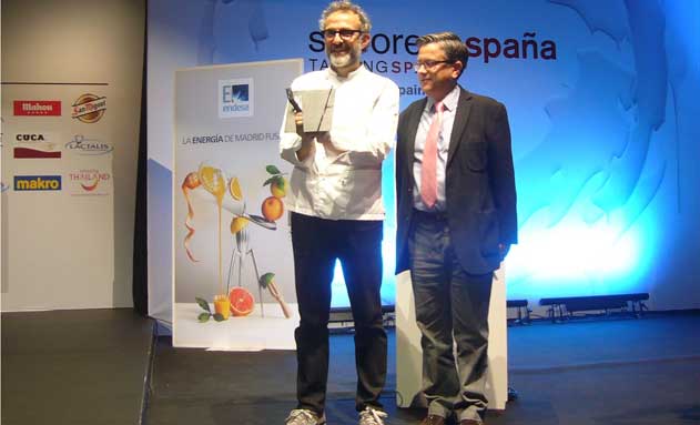 Botttura recibe el premio al “Cocinero del Año en Europa”, entregado por Silestone
