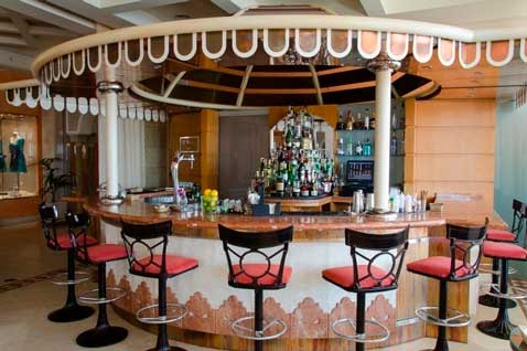 El cocktail bar del Gran Hotel Atlantis Bahía Real