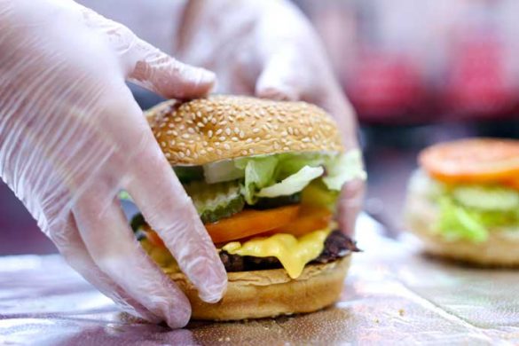 En Five Guys las hamburguesas se hacen al momento y a mano