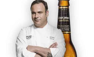 Agel León y cerveza Cruzcapmpo Gran Reserva en el cartel del concurso Maestros de la Tapa