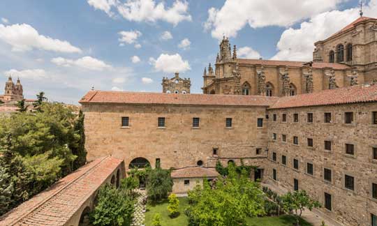 Fachada del hotel Hospes Palacio de San Esteban, en Salamanca
