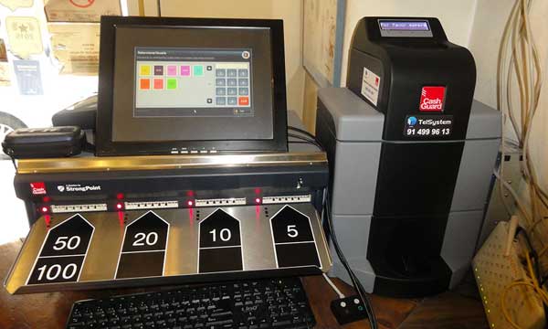 La máquina registradora inteligente Cashguard instalada en La Caleta Gaditana, en Madrid - Profesional Horeca