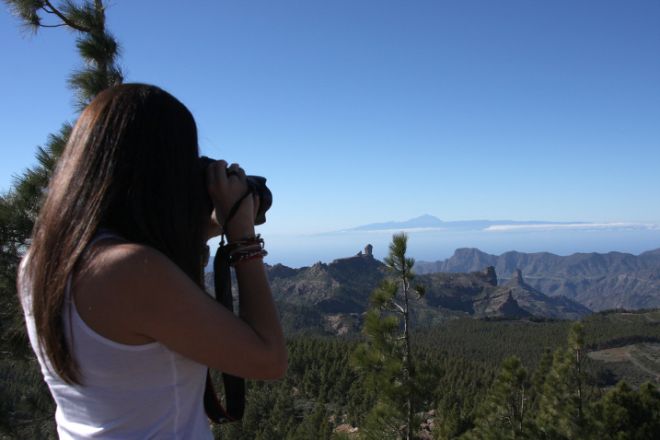 profesionalhoreca, turista sacando una foto, Byhours