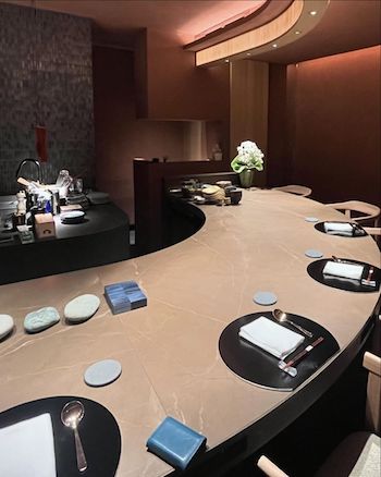 Profesionalhoreca, encimera de TPB Tech en el restaurante Isai de Japón