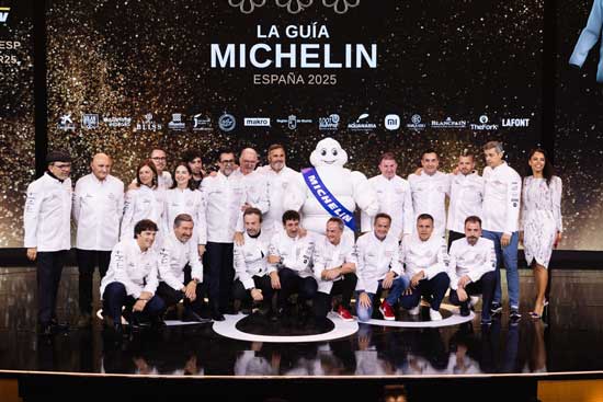 Profesionalhoreca, Foto de familia de los chefs con tres estrellas Michelin