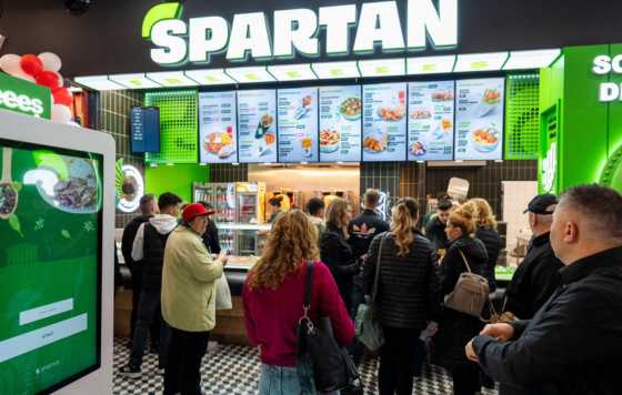 ProfesionalHoreca-  local de comida griega rápida Spartan