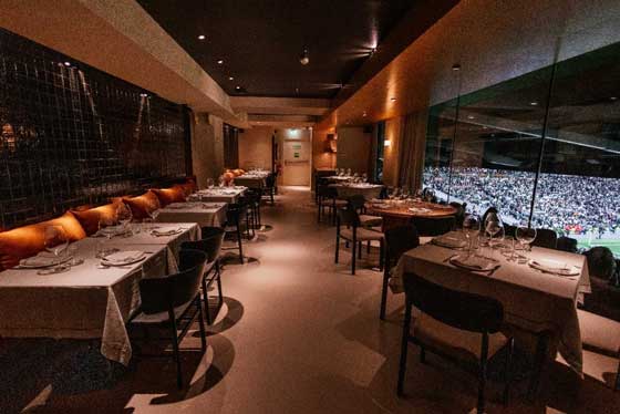 ProfesionalHoreca- sala de Arzábal Bernabéu, restaurante en el estadio Santiago Bernabéu del Grupo Arzábal