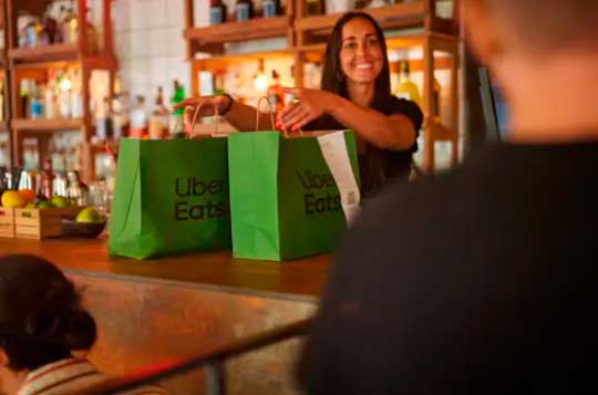 Profesionalhoreca, delivery con Uber Eats